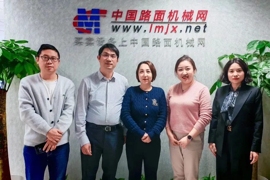 bauma CHINA对话媒体:聚力行业声量,共谋展会新篇(图4) bauma CHINA对话媒体:聚力行业声量,共谋展会新篇(图4)